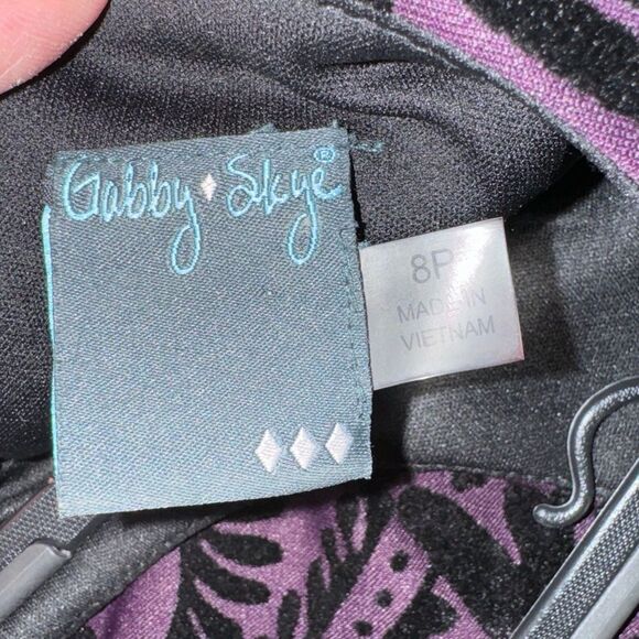 Gabby Skye Damask Velvet Fit And Flare Dress. Purple/black - Picture 4 of 6